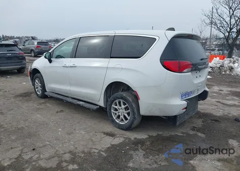 2023 Chrysler Voyager Lx из США, поврежденный, VIN 2C4RC1CG2PR617123